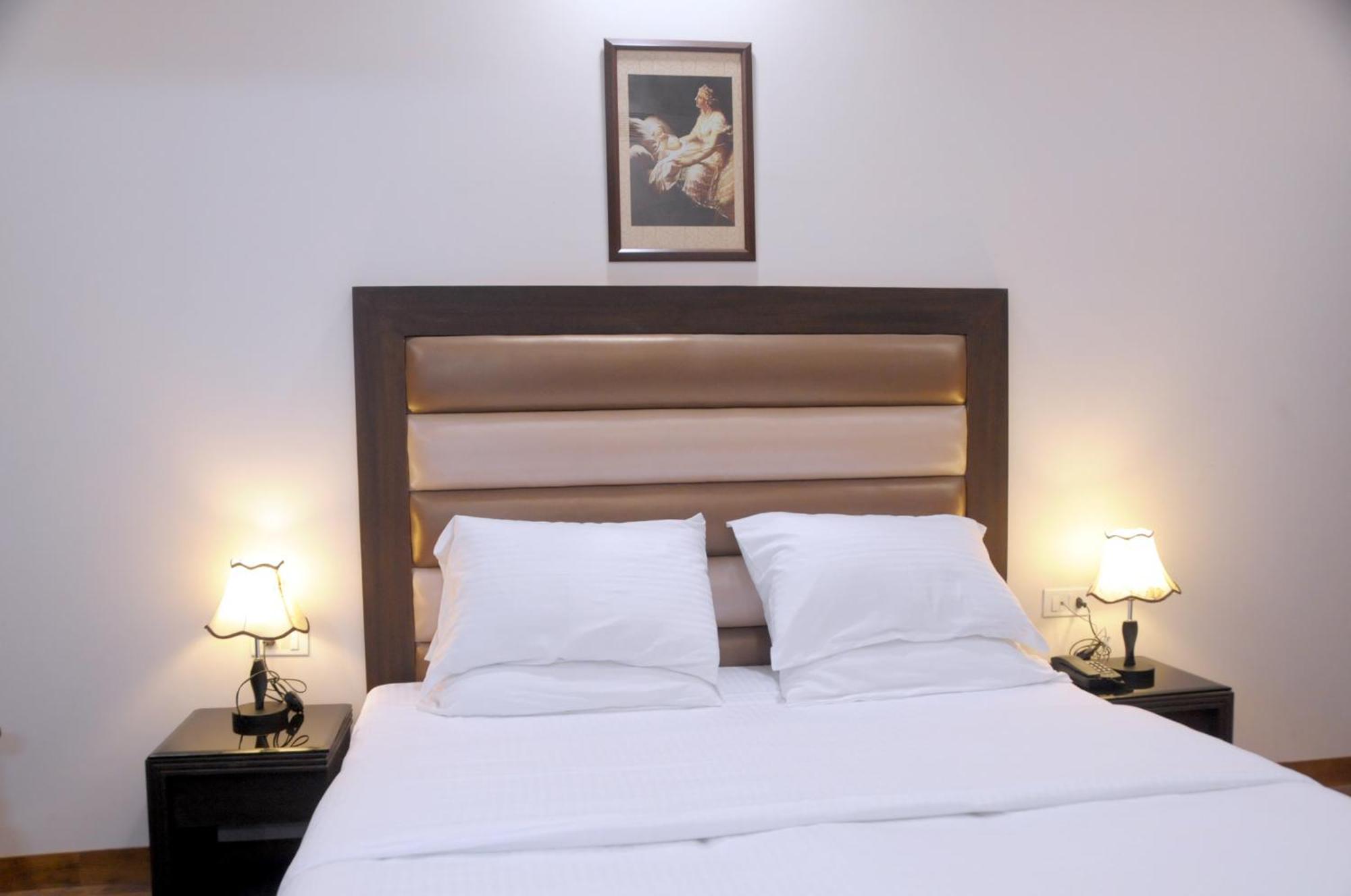 Hotel Prems Paradise Amritsar Buitenkant foto