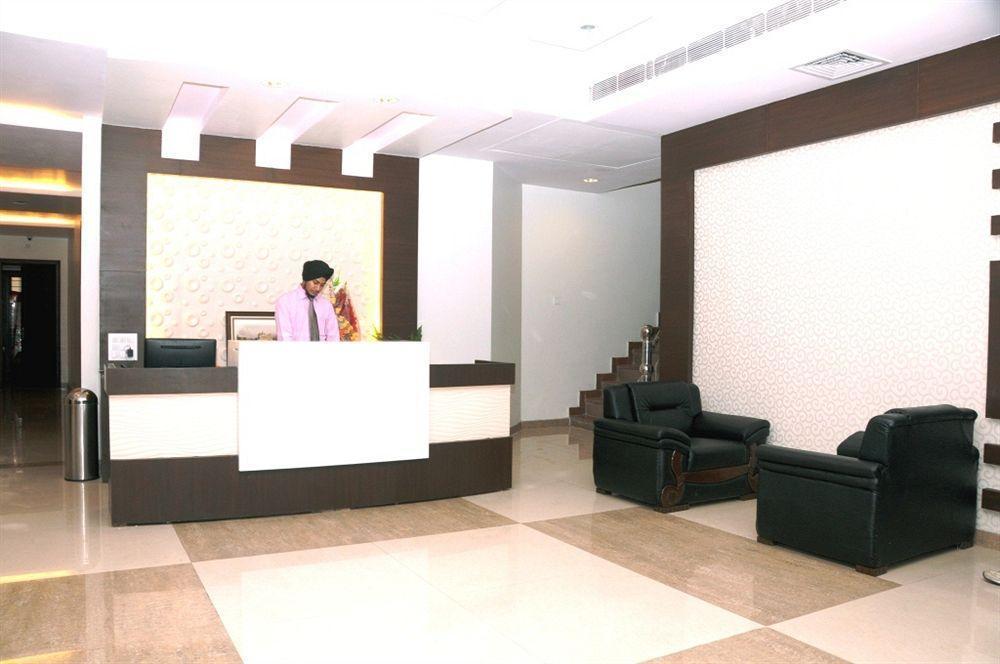 Hotel Prems Paradise Amritsar Buitenkant foto