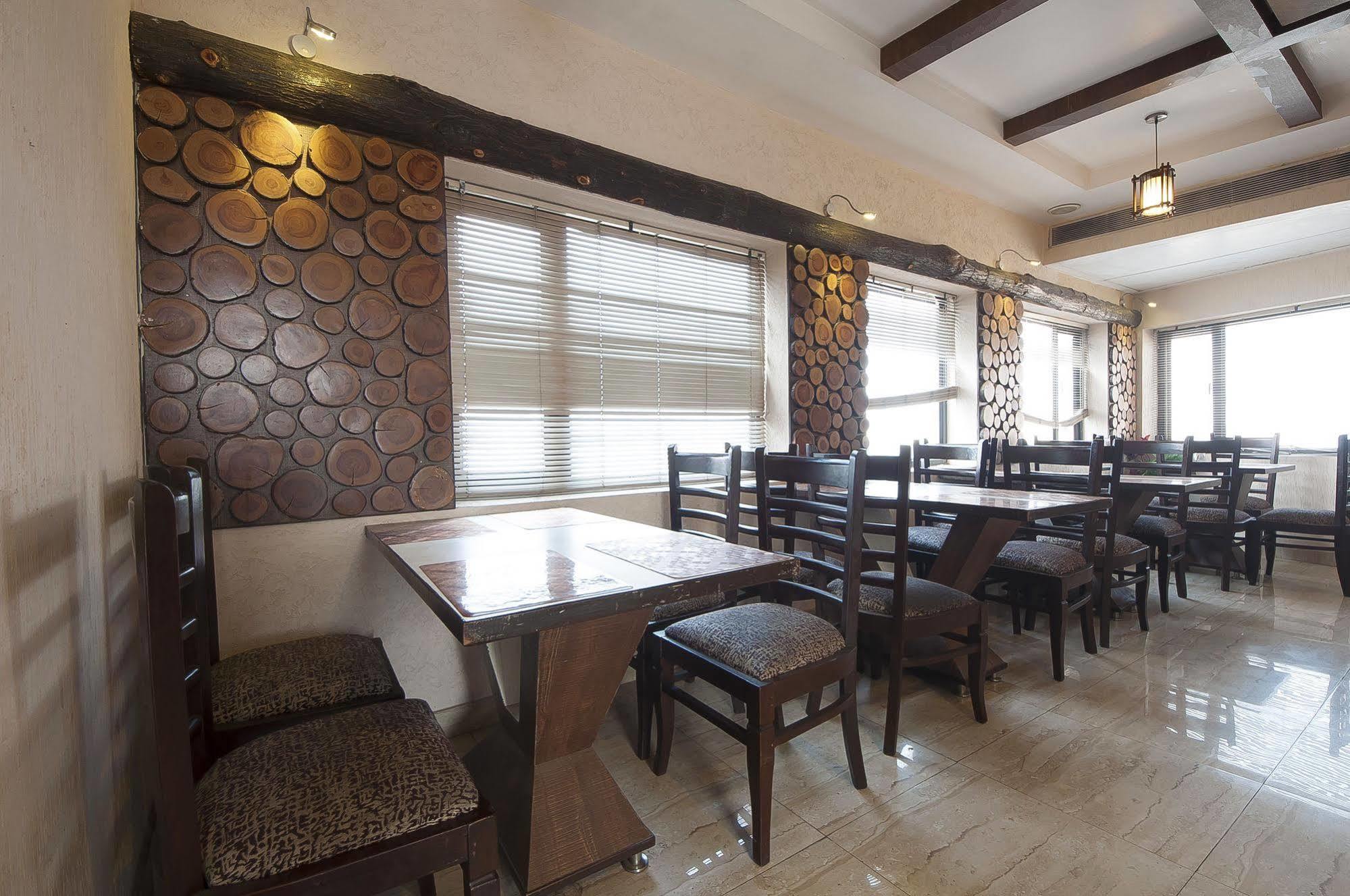 Hotel Prems Paradise Amritsar Buitenkant foto