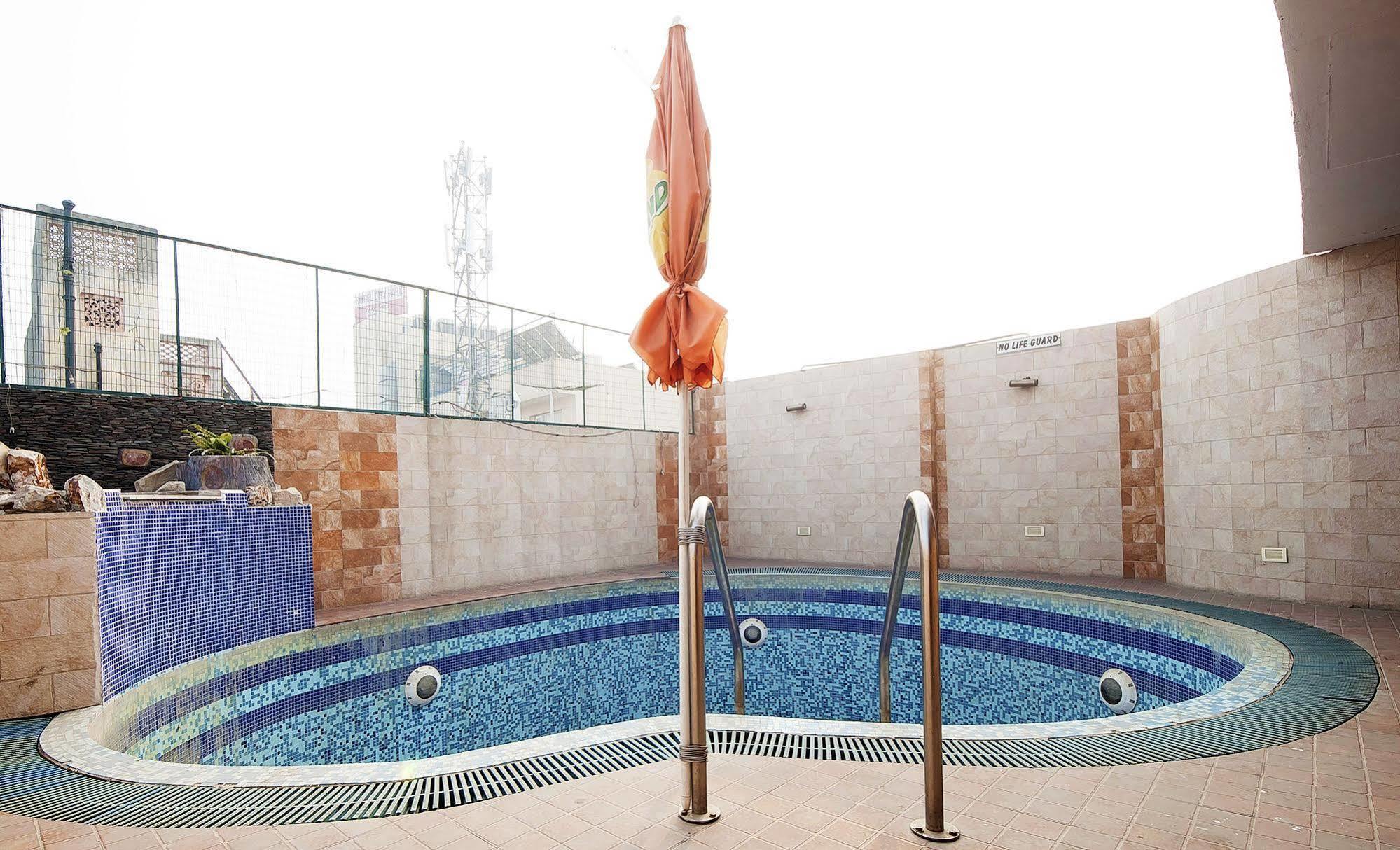 Hotel Prems Paradise Amritsar Buitenkant foto