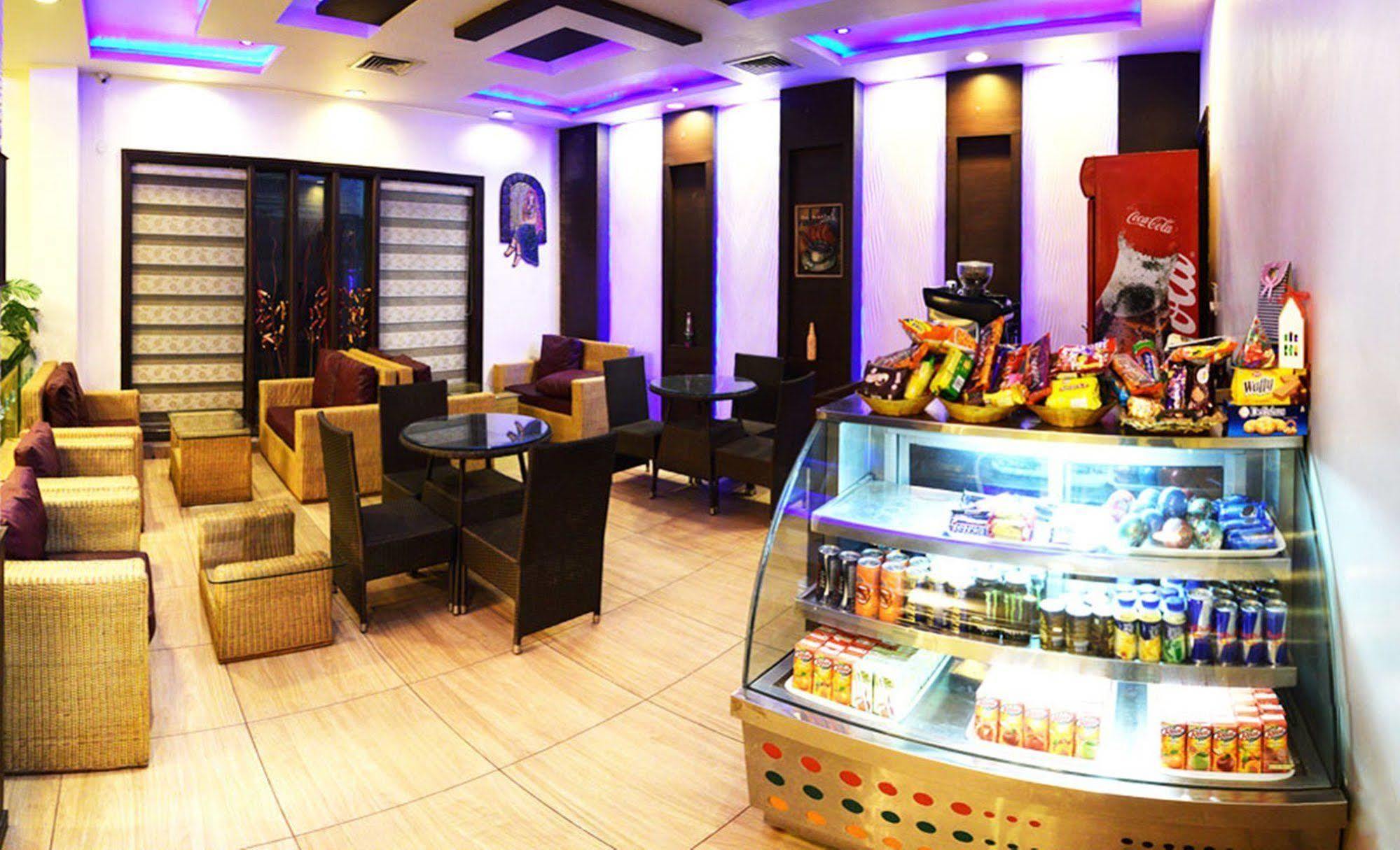 Hotel Prems Paradise Amritsar Buitenkant foto